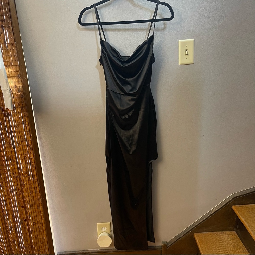 NWT Forever 21 elegant satin formal black maxi Dress